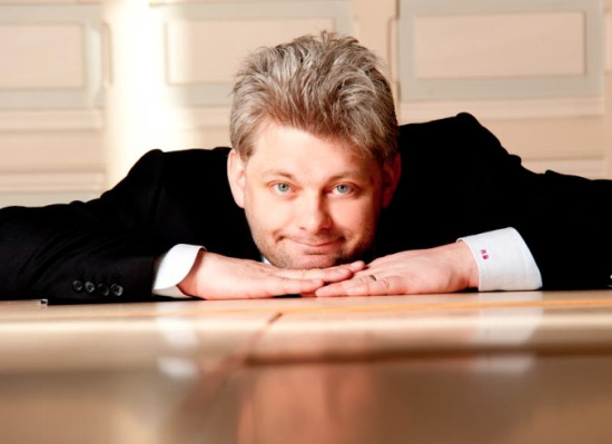 Romain Blachier, désigné "élu local le plus influent sur Twitter", se paie Morano et Duflot