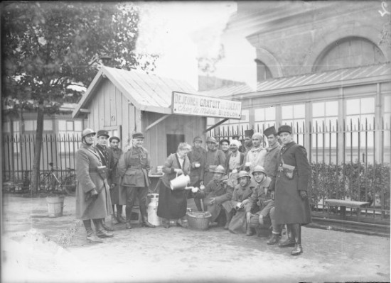 Lyon : la "Maman des Poilus" a-t-elle été tuée par l'unijambiste ?