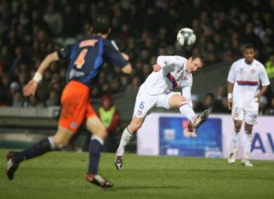 L'OL reste dans la course au podium