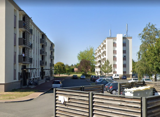 Beaujolais : deux familles voisines se bagarrent, trois personnes hospitalisées Beaujolais : deux familles voisines se bagarrent, trois personnes hospitalisées