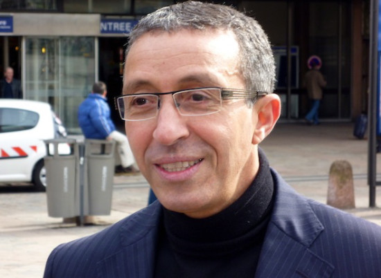 Azouz Begag s’engage aux côtés de Dominique de Villepin