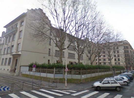 Une famille roumaine logée dans l'école Painlevé lundi soir