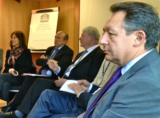 Gérard Collomb : "Que Paris nous laisse faire et nous ramènerons des circonscriptions"