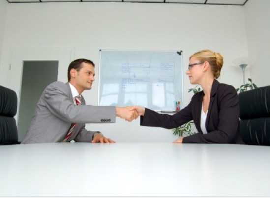 Journée internationale des droits de la femme : la centième rugissante !