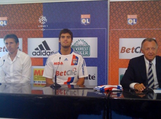 Yoann Gourcuff, présenté à la presse, portera le n°29