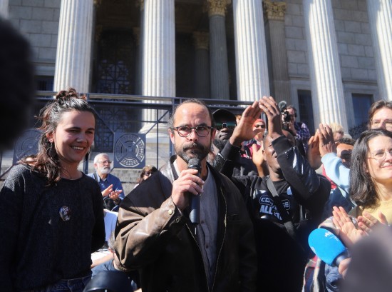 Cédric Herrou rejugé à Lyon : "comment la solidarité peut être un délit aujourd’hui en France ?"