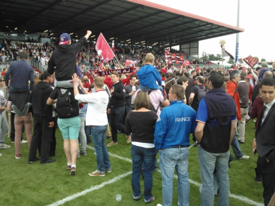 Le LOU Rubgy remonte en Top 14 et devient champion de France de Pro D2