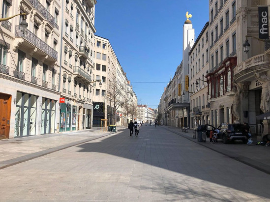 Confinement à Lyon : on respire mieux mais… Confinement à Lyon : on respire mieux mais…
