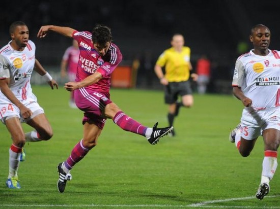 OL 3 - 1 Nancy : les Lyonnais sont dans le rythme (vidéo)