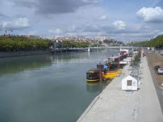 Lyon : un cadavre repêché dans le Rhône