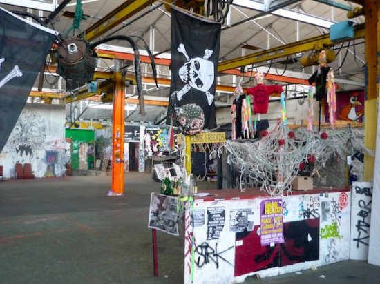 Friche RVI : les artistes aimeraient être fixés