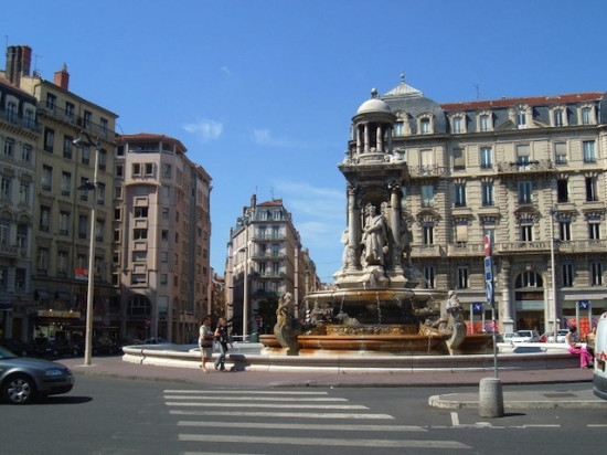 Etrange découverte place des Jacobins