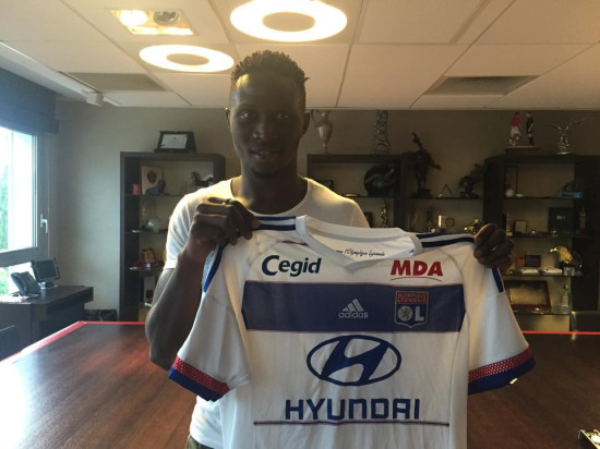 OL : le défenseur Mapou Yanga-Mbiwa a signé (officiel)