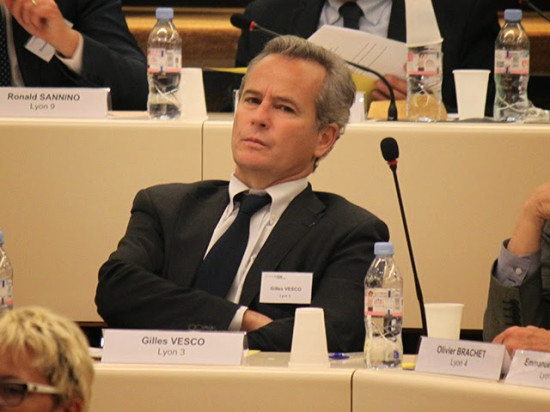 Métropole de Lyon : l'opposition tire à vue sur les indemnités de Gilles Vesco Métropole de Lyon : l'opposition tire à vue sur les indemnités de Gilles Vesco