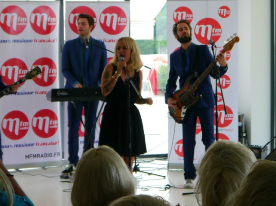 Aliz&eacute;e : son concert &agrave; Lyon et sa tourn&eacute;e annul&eacute;s