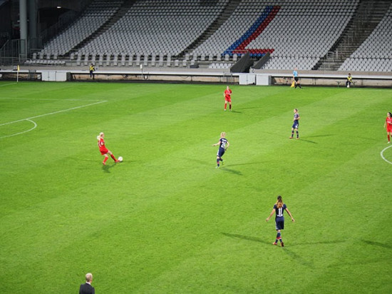 Qualifications pour l’Euro 2017 : les Bleues écrasent l’Ukraine grâce à la lyonnaise Amel Majri