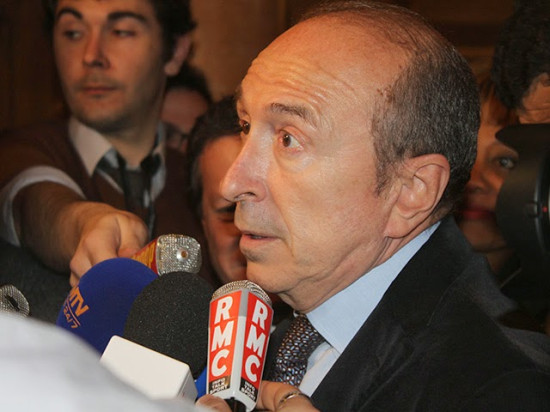 Fusillade à Charlie Hebdo : Gérard Collomb dénonce "un monde particulièrement troublé"