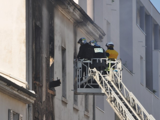 Lyon : explosion dans un appartement, les habitants évacués Lyon : explosion dans un appartement, les habitants évacués