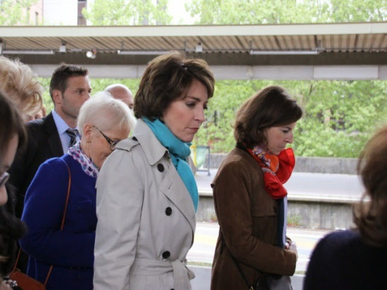Marisol Touraine exprime son soutien à l'infirmier blessé par un patient à l'hôpital du Vinatier Marisol Touraine exprime son soutien à l'infirmier blessé par un patient à l'hôpital du Vinatier