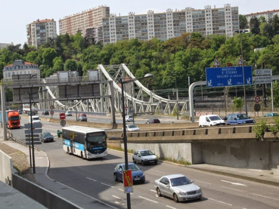 Inauguration + d&eacute;parts en vacances : le secteur des Mus&eacute;es des Confluences est &agrave; &eacute;viter ce vendredi soir !