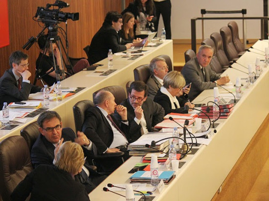 Métropole de Lyon : hausse des impôts, mais aussi des indemnités d'élus !