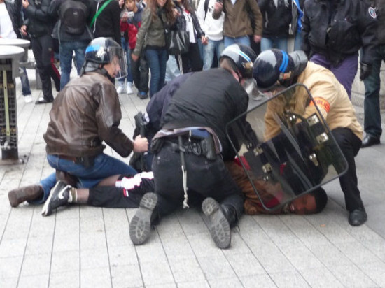 Il blesse un policier lors de son interpellation