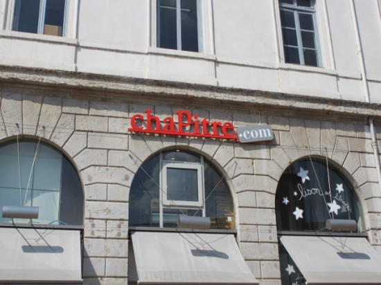 La librairie Chapitre de la place Bellecour remplacée par un Monoprix
