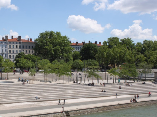 Berges du Rhône : une rixe et six interpellations ce week-end