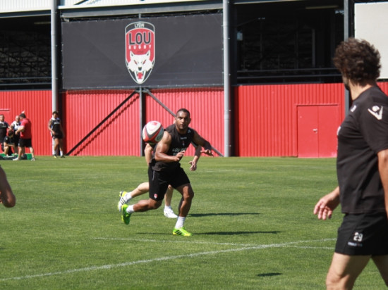 Le LOU rugby face à Grenoble pour une première victoire en TOP 14 ?