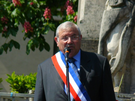 La mémoire de Guy Fischer saluée par Michel Forissier (UMP)