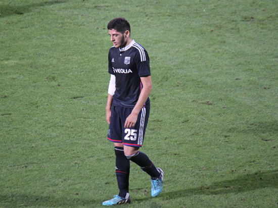 OL : Benzia est parti, le jeune espoir Kemen a signé