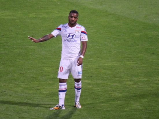 L'OL oublie le derby et s'offre Reims sur le fil (2-1) - VIDEO L'OL oublie le derby et s'offre Reims sur le fil (2-1) - VIDEO