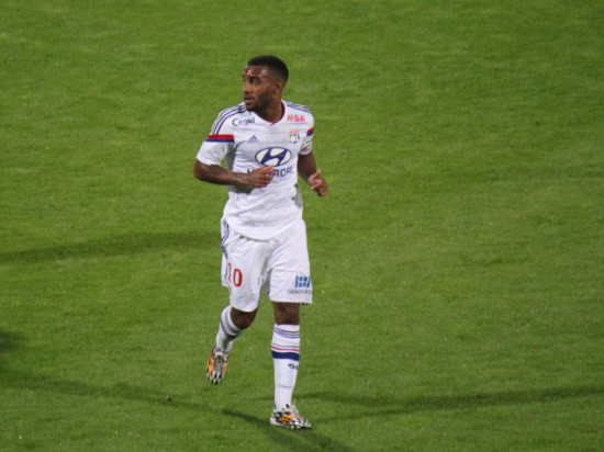 Lacazette est bien à Lyon