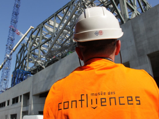 Vinci va-t-il devoir payer des pénalités pour le retard du Musée des Confluences ?