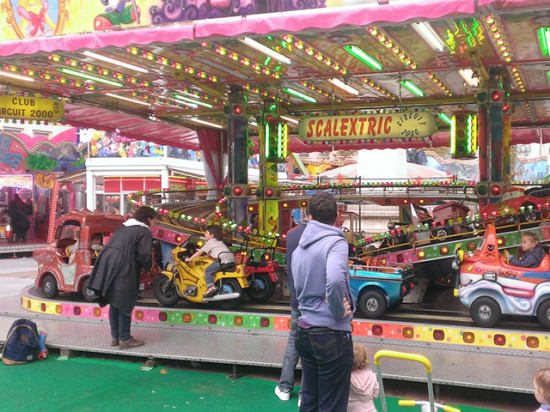 Un manège se détache dans une fête foraine près de Lyon : un mort