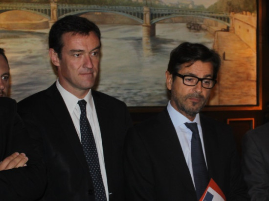 Ces élus républicains qui pourraient jouer le jeu de l’ouverture à la sauce Collomb Ces élus républicains qui pourraient jouer le jeu de l’ouverture à la sauce Collomb