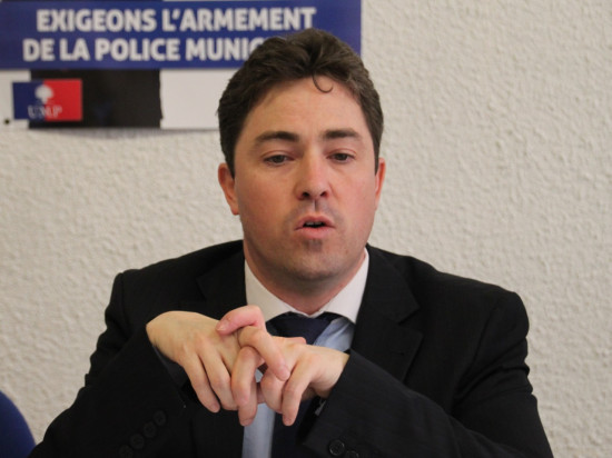 A Villeurbanne, Jean-Wilfried Martin dénonce une "déchetterie à ciel ouvert"