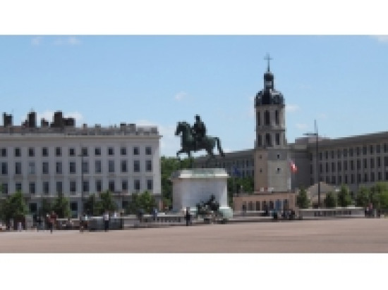 Lyon : les guides conf&eacute;renciers manifestent