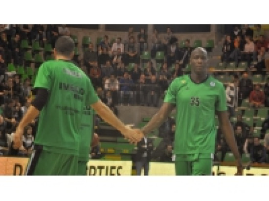 L'ASVEL se qualifie pour la demi-finale du tournoi préliminaire de l'Euroligue ! L'ASVEL se qualifie pour la demi-finale du tournoi préliminaire de l'Euroligue !