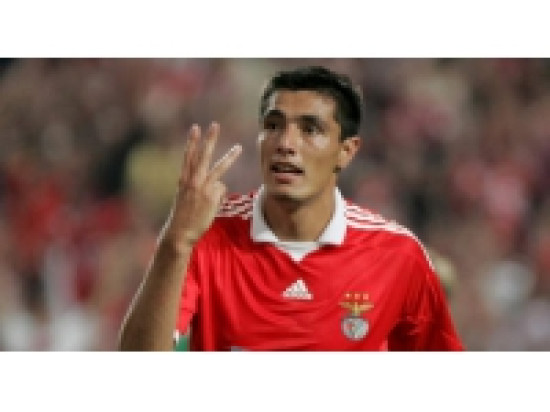 OL : Cardozo, une solution trop chère ? OL : Cardozo, une solution trop chère ?