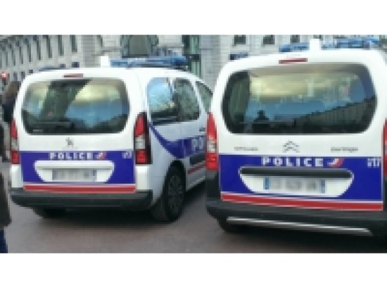 Lyon : elle tente de voler des consoles de jeux vidéo en les cachant dans un carton Lyon : elle tente de voler des consoles de jeux vidéo en les cachant dans un carton