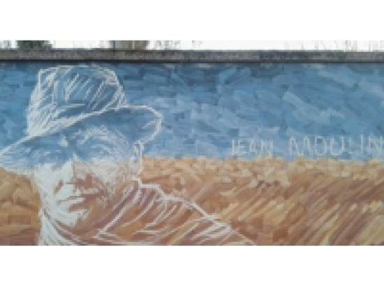 Rh&ocirc;ne : Jean Moulin et les R&eacute;sistants sur les grilles de la pr&eacute;fecture
