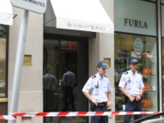 Braquage de bijouterie à Méximieux Braquage de bijouterie à Méximieux