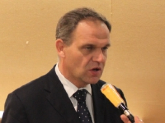 Fran&ccedil;ois-Noel Buffet r&eacute;&eacute;lu &agrave; la Cour de Justice de la R&eacute;publique