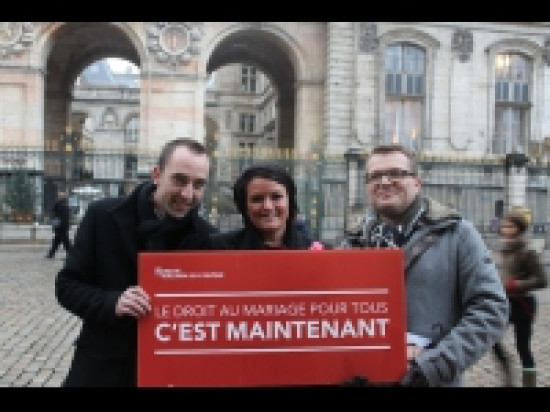 La Saint-Valentin pour faire avancer les droits des couples homosexuels La Saint-Valentin pour faire avancer les droits des couples homosexuels