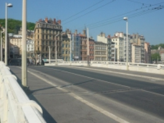 La pr&eacute;fecture lance une nouvelle campagne de sensibilisation sur le partage de la route