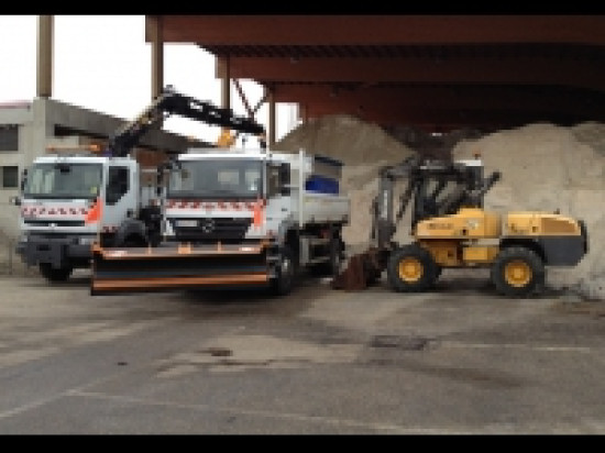 Le dispositif du Grand Lyon pour faire face à la neige et verglas reste en alerte Le dispositif du Grand Lyon pour faire face à la neige et verglas reste en alerte