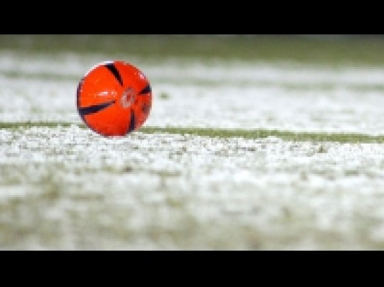 Les shorts et les crampons ne sont pas de saison Les shorts et les crampons ne sont pas de saison