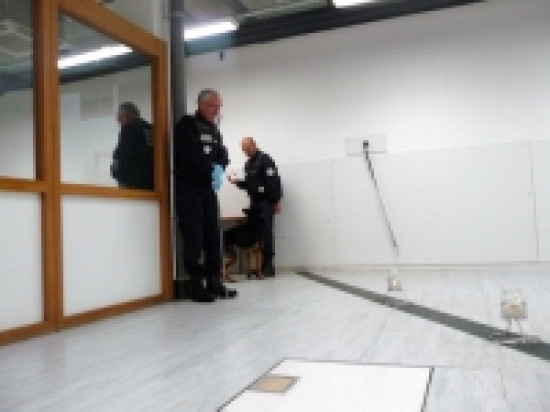 Mécontent, il gifle le proviseur de son collège Mécontent, il gifle le proviseur de son collège