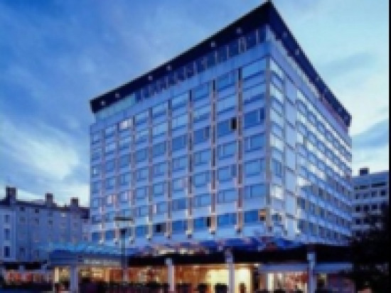 Malgr&eacute; un mois de d&eacute;cembre d&eacute;licat, 2011 a &eacute;t&eacute; positive pour l'h&ocirc;tellerie lyonnaise